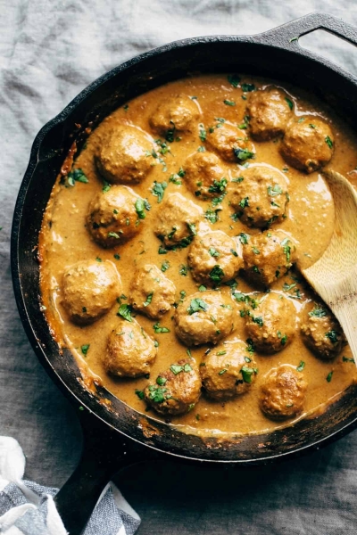 30 Minute Vegetarian Meatballs