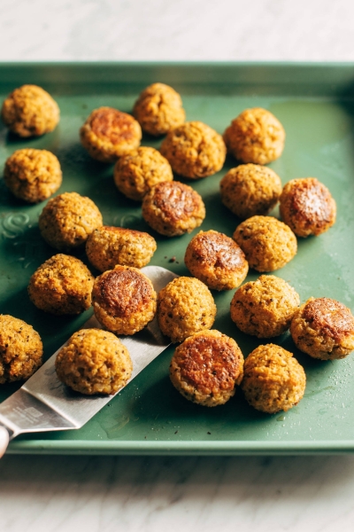 30 Minute Vegetarian Meatballs