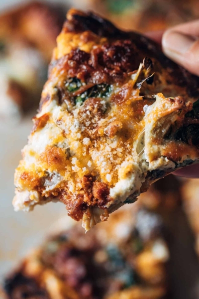 The Absolute Easiest Spinach and Artichoke Pizza